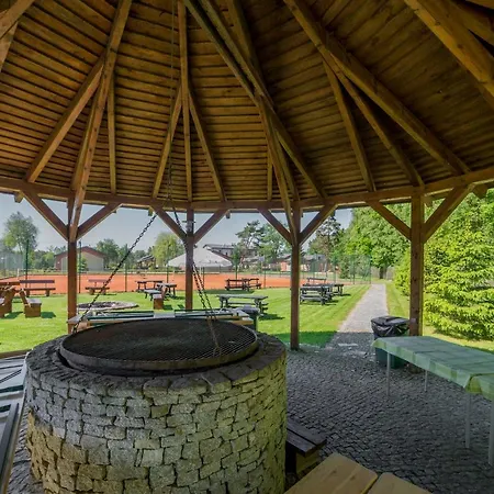 Centrum Wypoczynkowo-konferencyjne Solaris Village de vacances Łazy