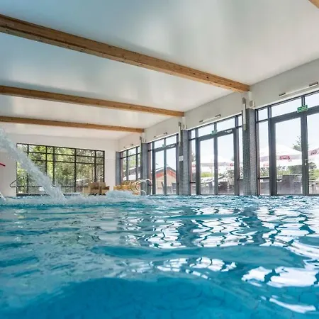 Centrum Wypoczynkowo-konferencyjne Solaris Village de vacances Łazy